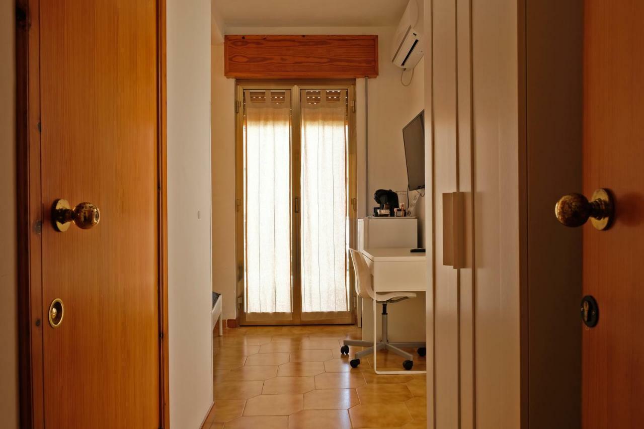 Guest House Via Crispi Pozzallo Exterior foto